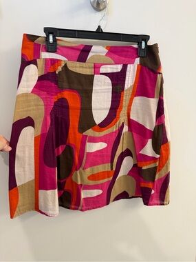 George by Mark Eisen Skirt. Size 4. Lined, side zipper.